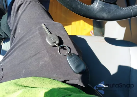 2008 Toyota Highlander Sport из США, поврежденный, VIN JTEDS43A282011746